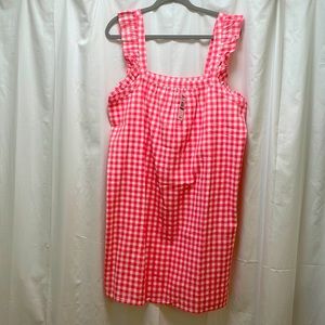 Vineyard vines pink and white dress. Never worn! NWT